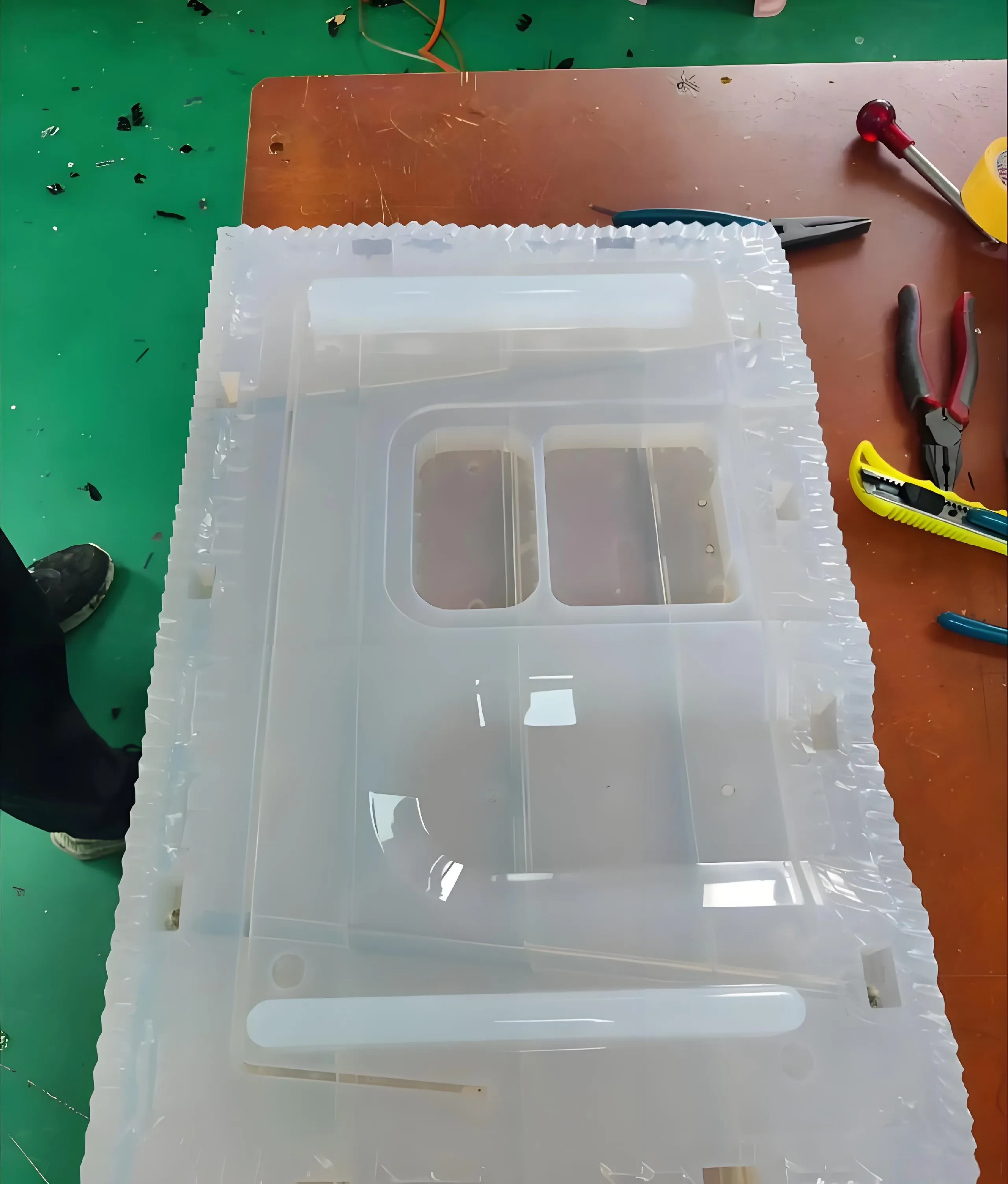 Translucent Tin Mold Silicone